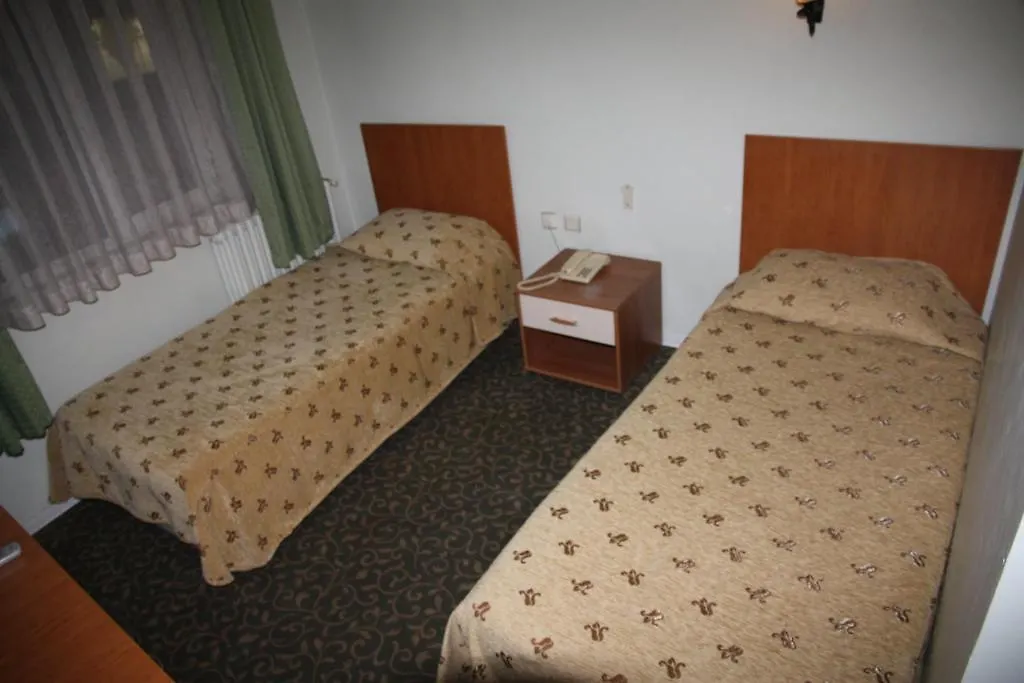 Maltepe Grand Hotel İstanbul 2*,