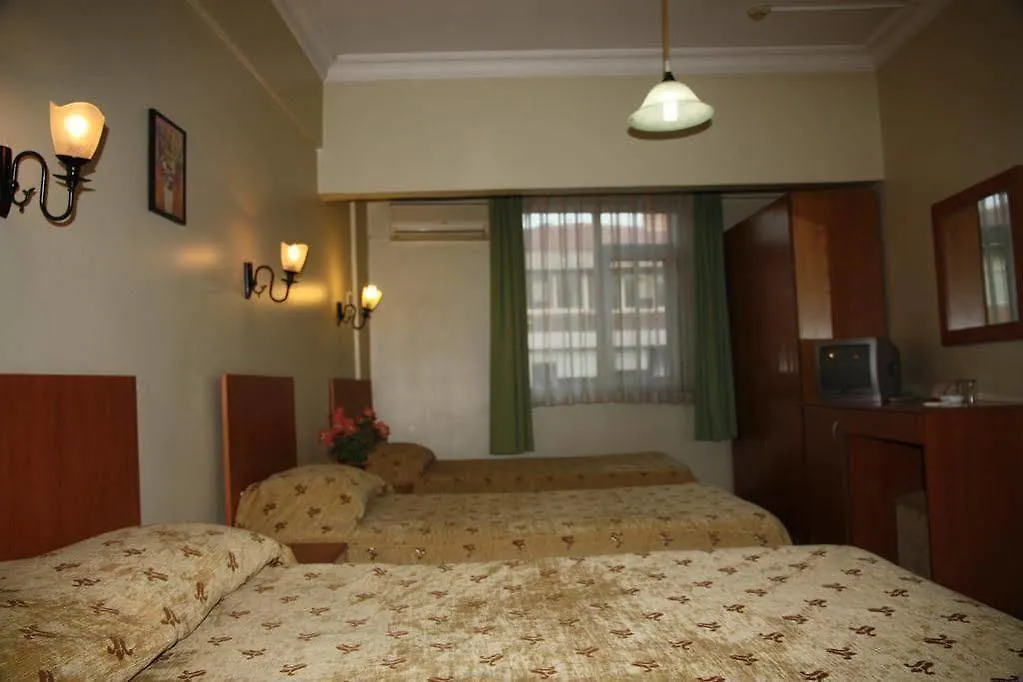 **  Maltepe Grand Hotel İstanbul Türkiye